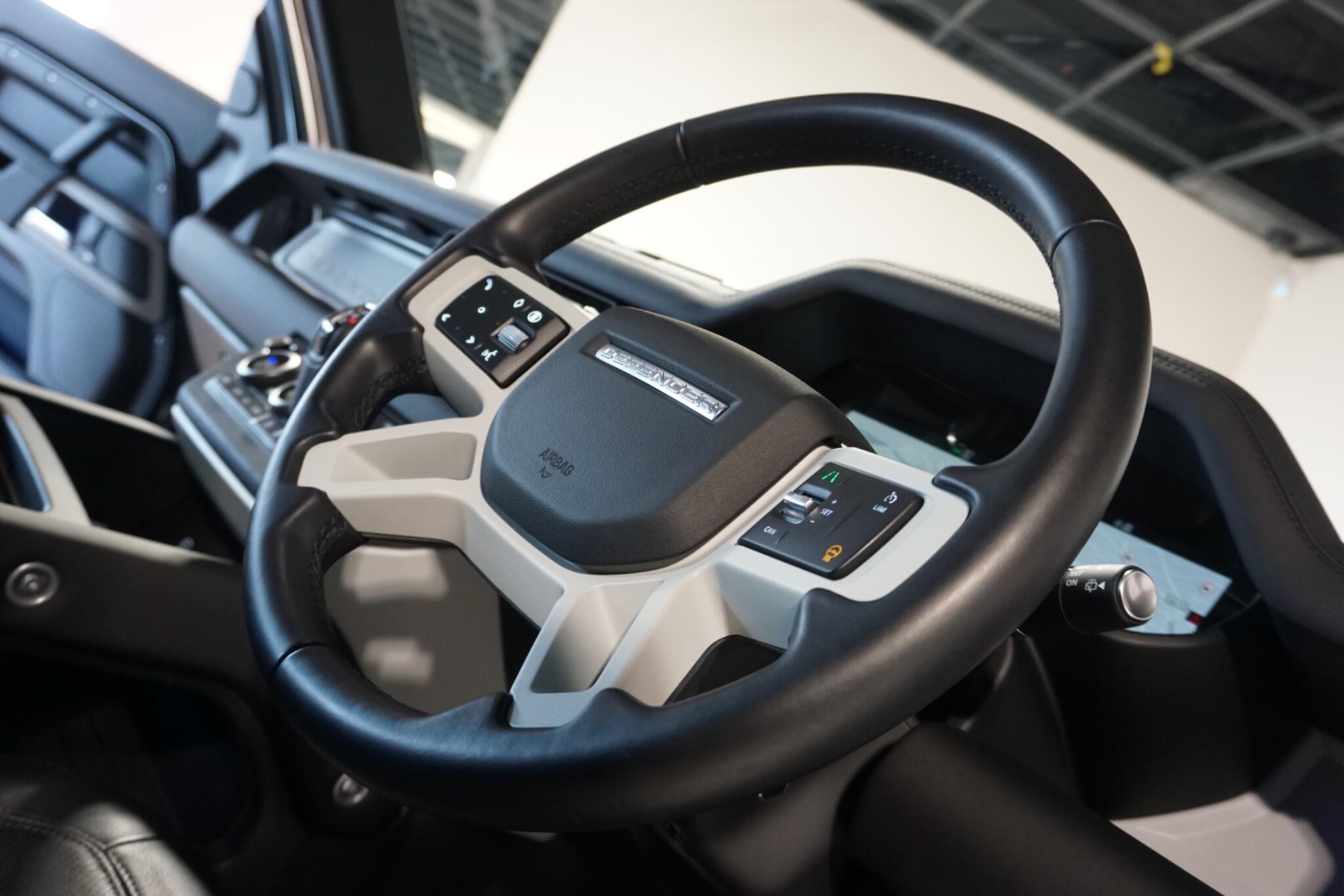 Land Rover Defender 110 2.0 P400e 15.4kWh XS Edition SUV 5dr Petrol Plug-in Hybrid Auto 4WD Euro 6 (s/s) (404 ps)